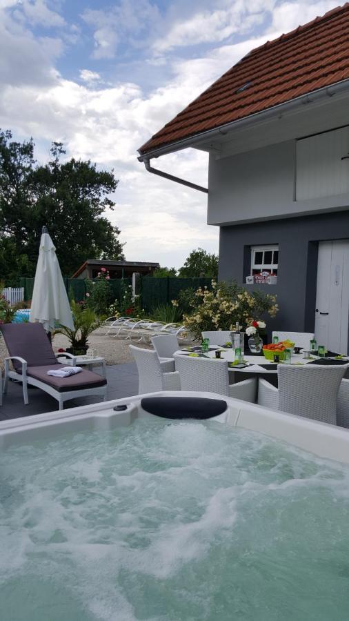 Au Berceau Du Loup Agile Bed & Breakfast Offendorf Екстериор снимка